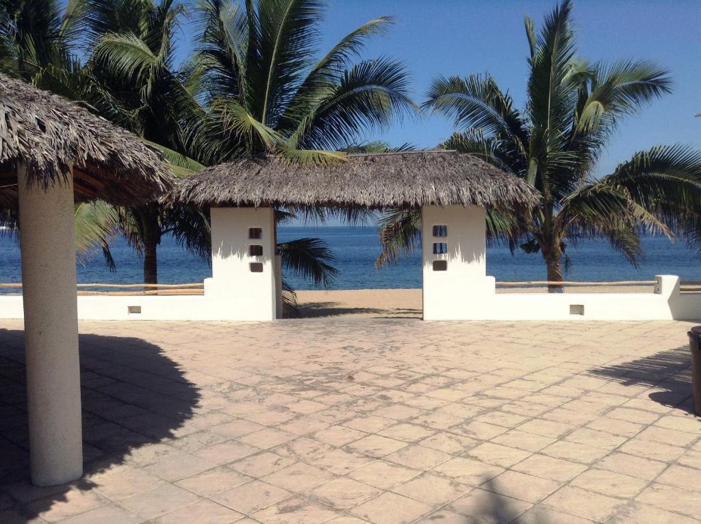 Coral Pacifico Hotel Y Villas Manzanillo Exteriör bild